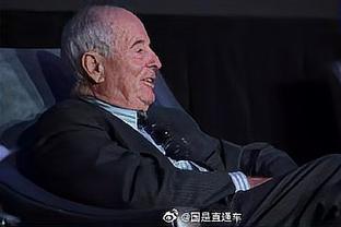 小斯：欧文应该是75大巨星之一 字母哥让我想起了曾经的自己